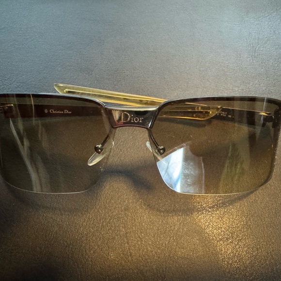 Dior Women's Black and Gold Sunglasses - Picture 1 of 7